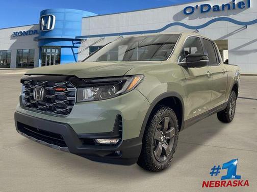 Crystal Black Pearl 2026 Honda Ridgeline TrailSport Truck