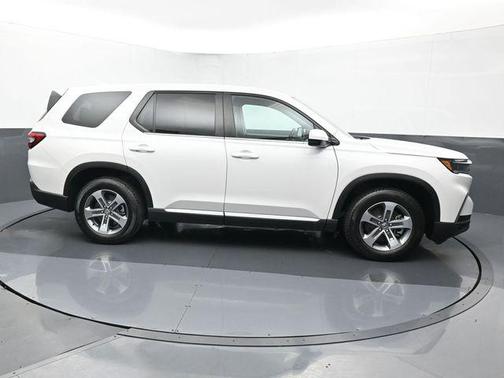 Platinum White Pearl 2025 Honda Pilot EX-L