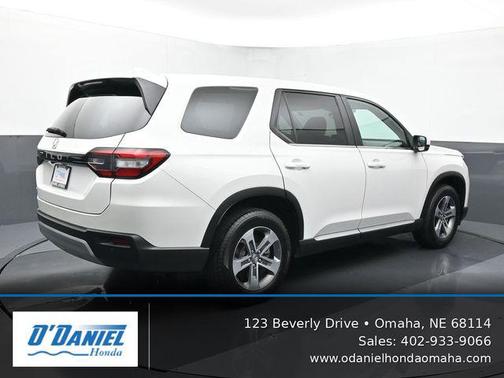 Platinum White Pearl 2025 Honda Pilot EX-L