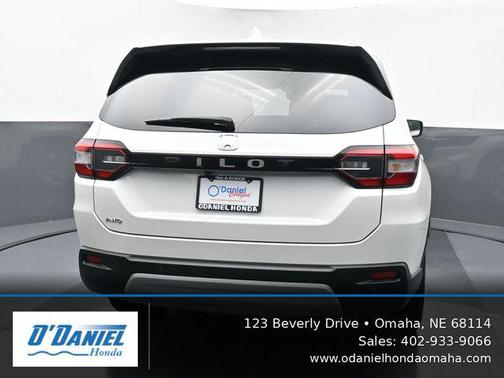 Platinum White Pearl 2025 Honda Pilot EX-L