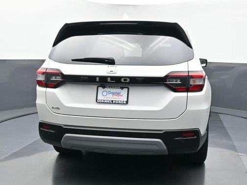 Platinum White Pearl 2025 Honda Pilot EX-L