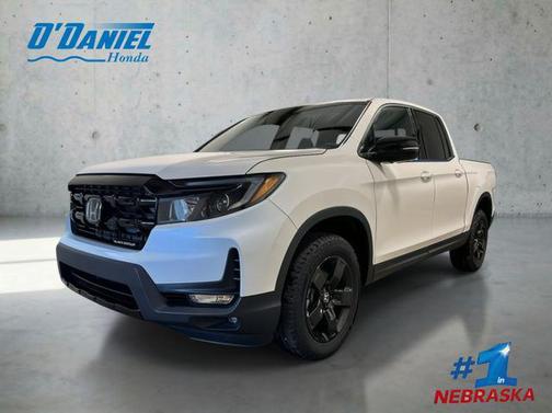 Platinum White Pearl 2026 Honda Ridgeline Black