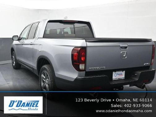 Lunar Silver Metallic 2023 Honda Ridgeline RTL