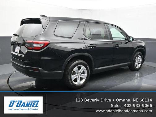 Crystal Black Pearl 2024 Honda Pilot LX