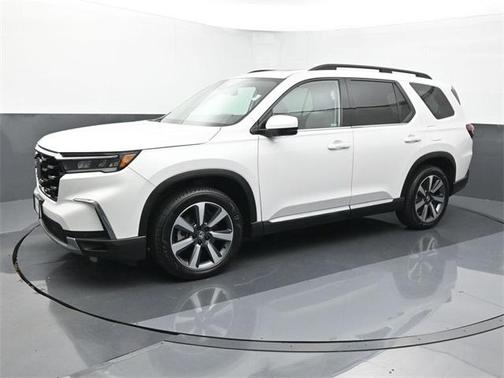 2024 Honda Pilot Touring 8-Passenger