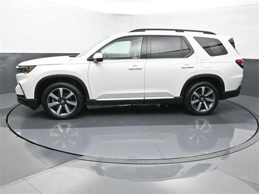 2024 Honda Pilot Touring 8-Passenger