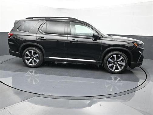 2023 Honda Pilot AWD Elite