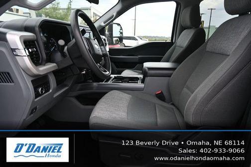 Oxford White 2025 Ford F-350 XLT
