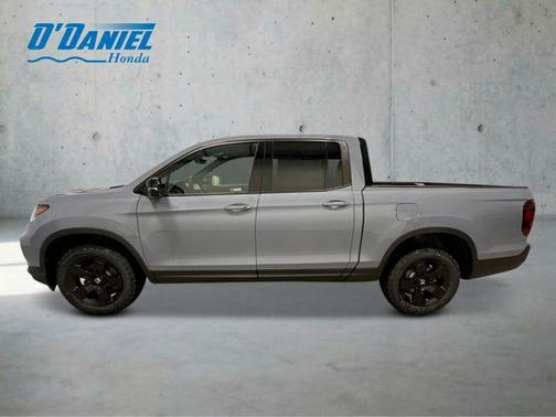 Crystal Black Pearl 2026 Honda Ridgeline Black