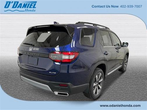2025 Honda Pilot Touring 8-Passenger