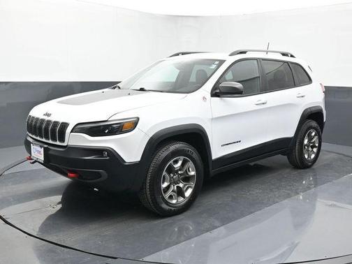 Bright White Clearcoat 2019 Jeep Cherokee Trailhawk