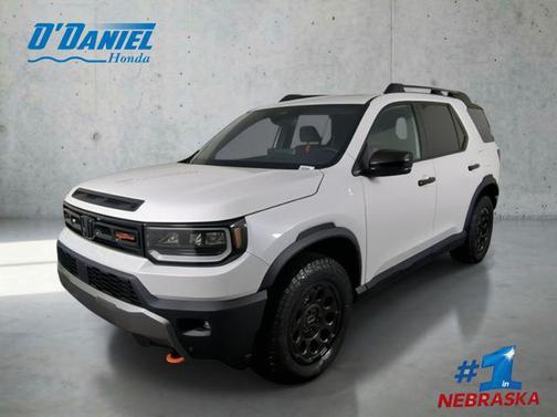 Platinum White Pearl 2026 Honda Passport AWD TrailSport Blackout