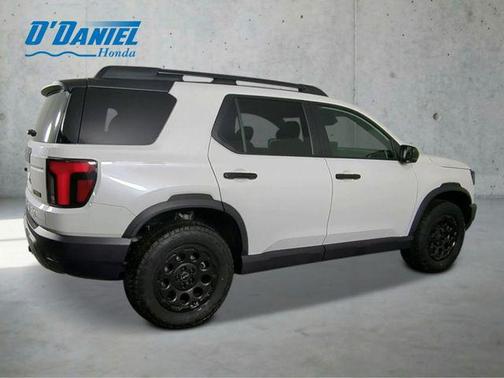 Platinum White Pearl 2026 Honda Passport AWD TrailSport Blackout