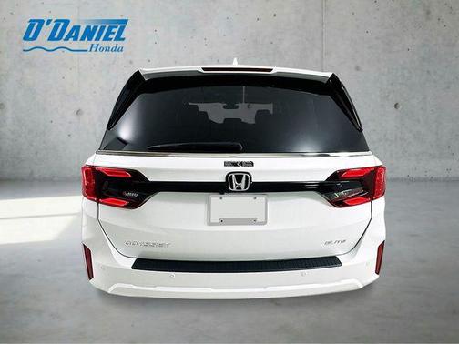 Platinum White Pearl 2026 Honda Odyssey Elite