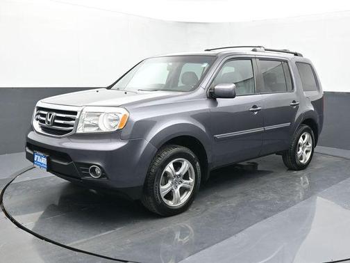 Gray 2015 Honda Pilot EX-L