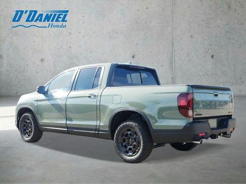 Crystal Black Pearl 2026 Honda Ridgeline TrailSport+