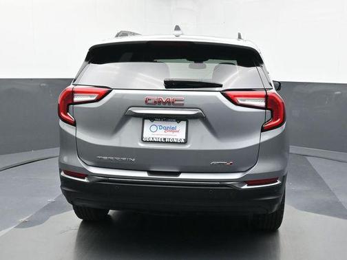 2024 GMC Terrain AWD AT4