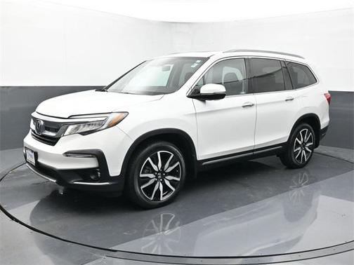 2022 Honda Pilot Touring 8-Passenger