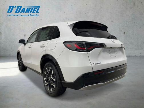 Platinum White Pearl 2027 Honda HR-V EX-L