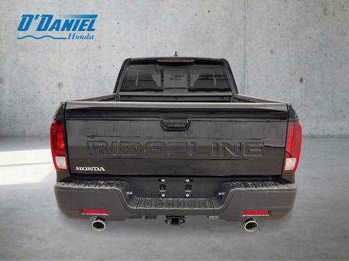 Crystal Black Pearl 2026 Honda Ridgeline RTL