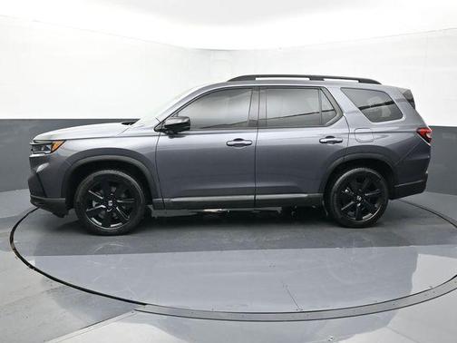 Gray 2025 Honda Pilot Black Edition
