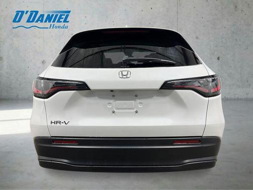 Platinum White Pearl 2027 Honda HR-V LX