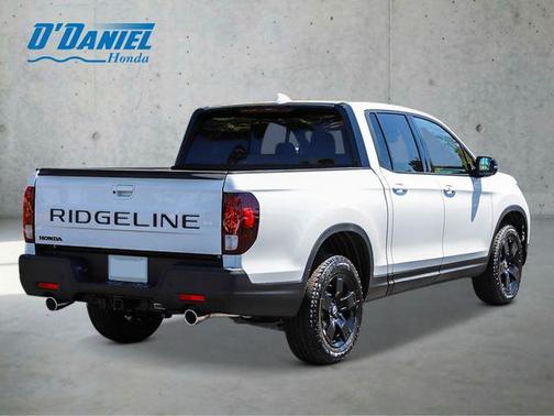 Platinum White Pearl 2026 Honda Ridgeline Black