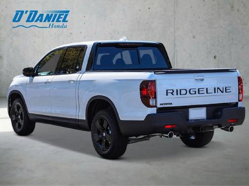 Platinum White Pearl 2026 Honda Ridgeline Black Edition