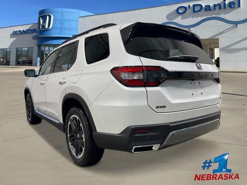 2026 Honda Pilot Touring 8-Passenger