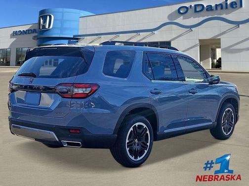 2026 Honda Pilot Touring 8-Passenger