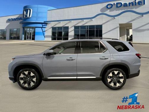 Crystal Black Pearl 2026 Honda Pilot Elite