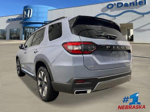 Crystal Black Pearl 2026 Honda Pilot Elite