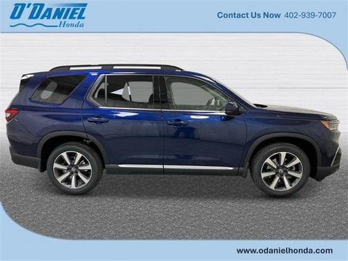 2025 Honda Pilot Touring 8-Passenger
