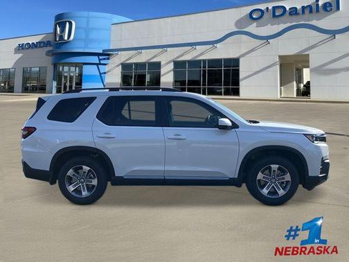 Platinum White Pearl 2026 Honda Pilot EX-L