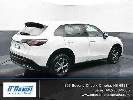 Platinum White Pearl 2024 Honda HR-V EX-L