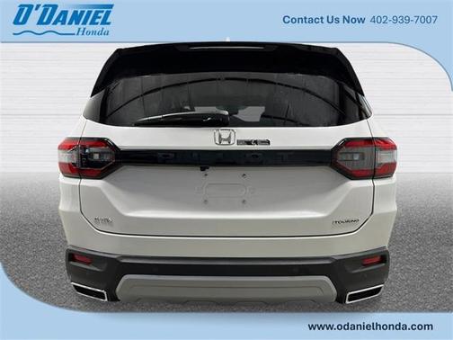 2025 Honda Pilot Touring 8-Passenger