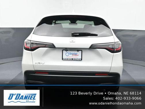 Platinum White Pearl 2026 Honda HR-V LX