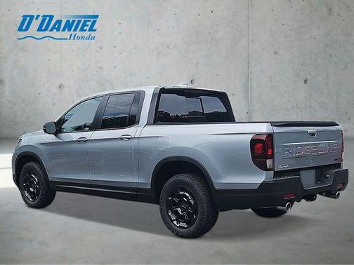 Solar Silver Metallic 2026 Honda Ridgeline TrailSport+