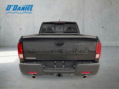 Crystal Black Pearl 2026 Honda Ridgeline RTL