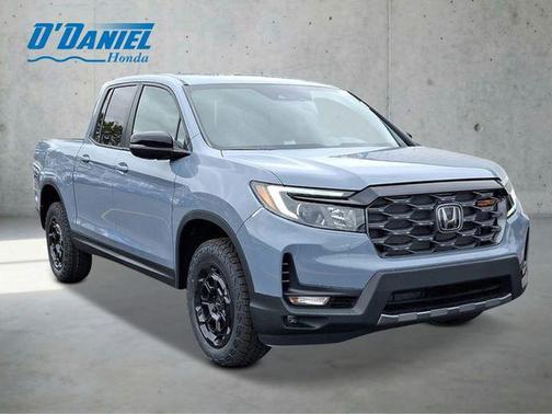 Sonic Gray Pearl 2026 Honda Ridgeline TrailSport+
