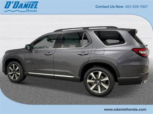 2025 Honda Pilot Touring 8-Passenger