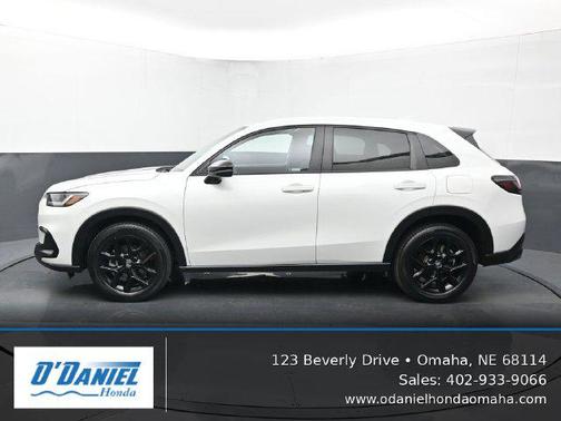 White 2024 Honda HR-V Sport