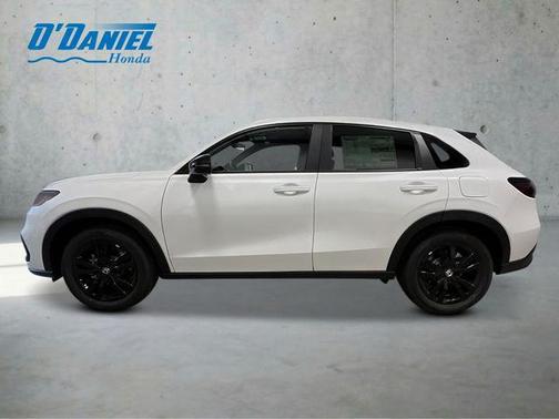 Platinum White Pearl 2027 Honda HR-V Sport