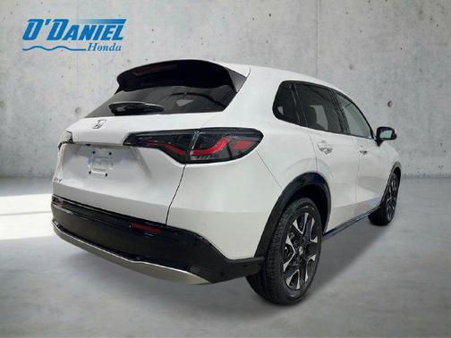 Platinum White Pearl 2027 Honda HR-V EX-L