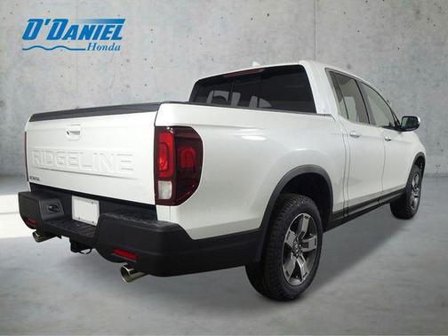 Platinum White Pearl 2026 Honda Ridgeline RTL