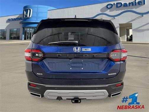 2025 Honda Pilot Touring 8-Passenger