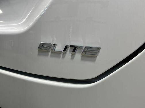 Platinum White Pearl 2026 Honda Pilot Elite