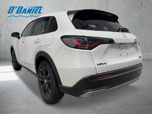 Platinum White Pearl 2027 Honda HR-V Sport AWD