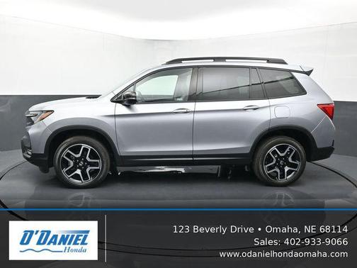 Lunar Silver Metallic 2023 Honda Passport AWD Elite