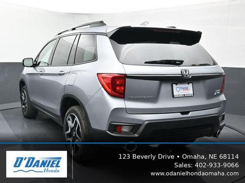 Lunar Silver Metallic 2023 Honda Passport AWD Elite